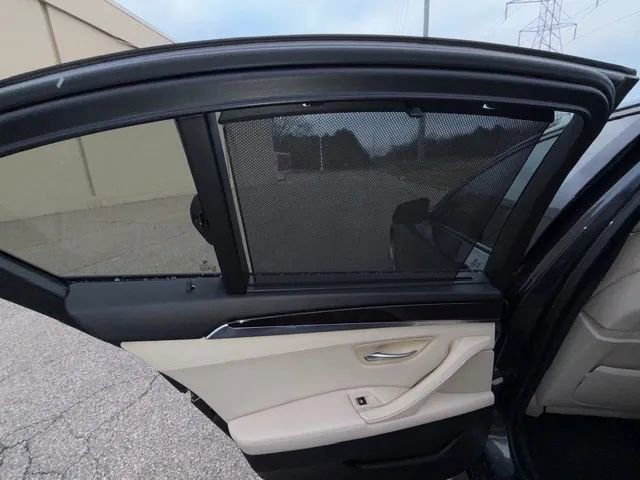 Used 2011 BMW 550i Sedan image 25