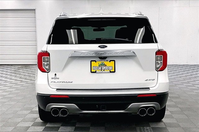 Used 2024 Ford Explorer Platinum w/ Technology Package image 4