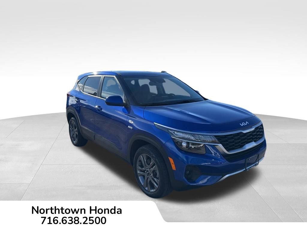 Used 2023 Kia Seltos LX