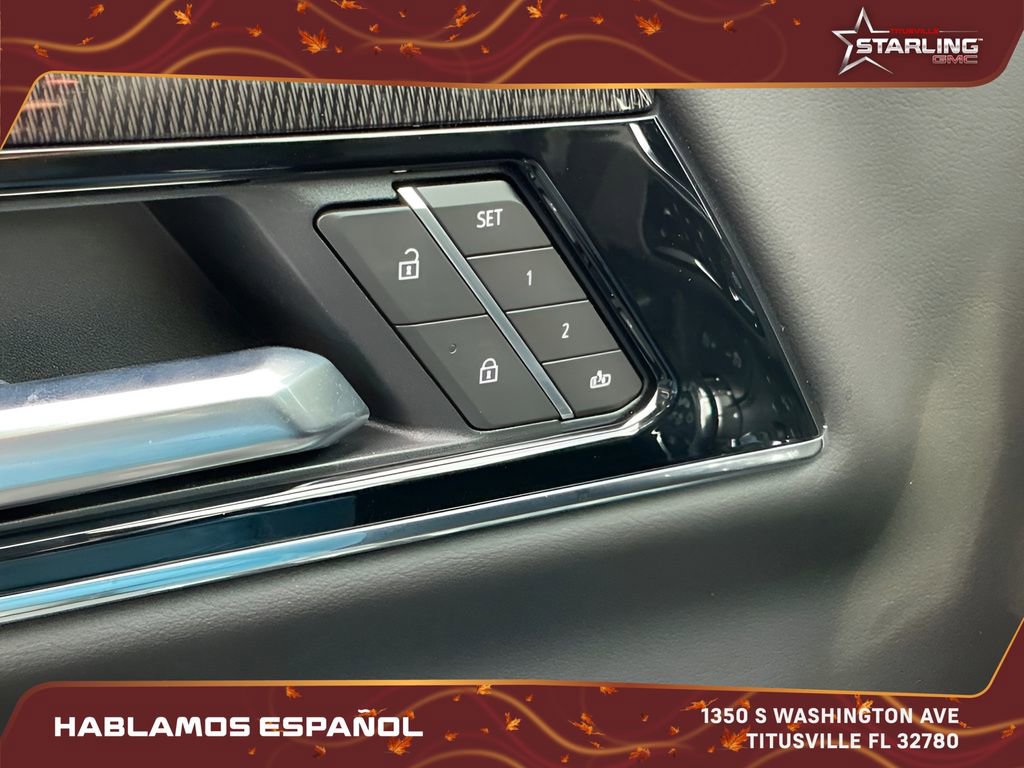 New 2025 GMC Yukon Elevation image 18