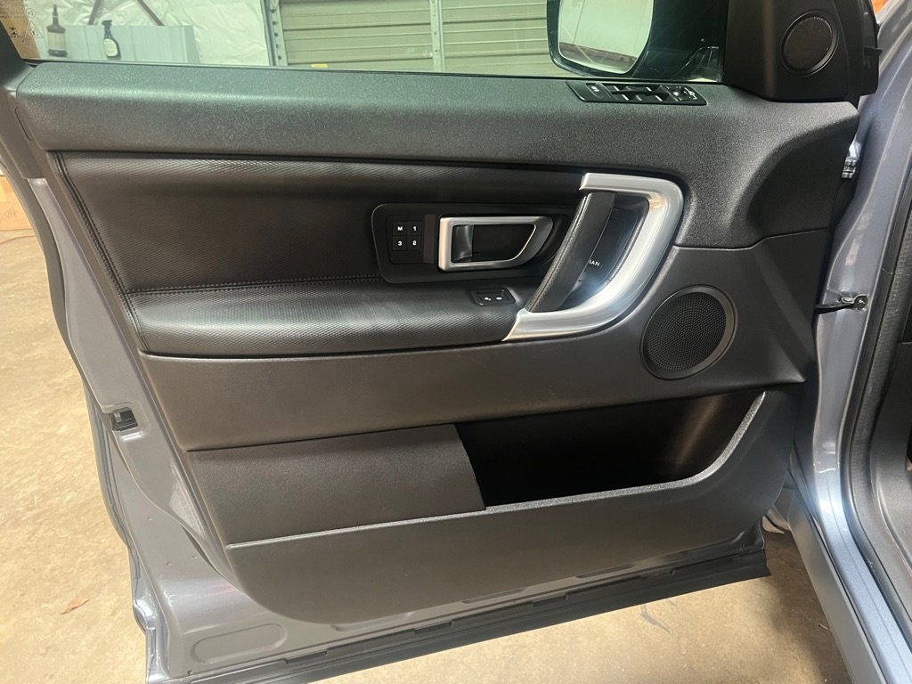 Used 2019 Land Rover Discovery Sport HSE Dynamic image 29