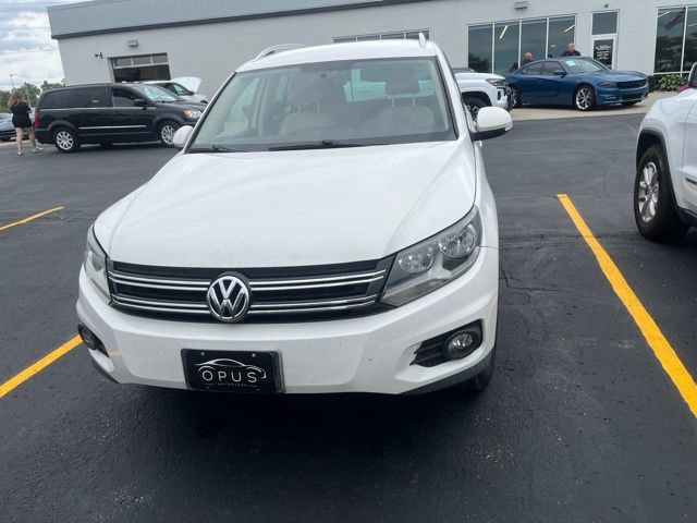Used 2012 Volkswagen Tiguan SE AWD/4WD image 3