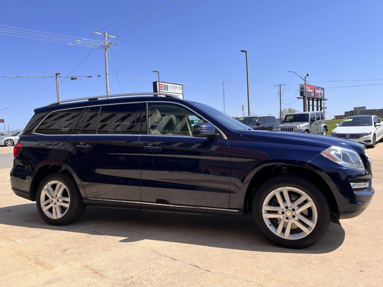 Used 2016 Mercedes-Benz GL 450 4MATIC image 6