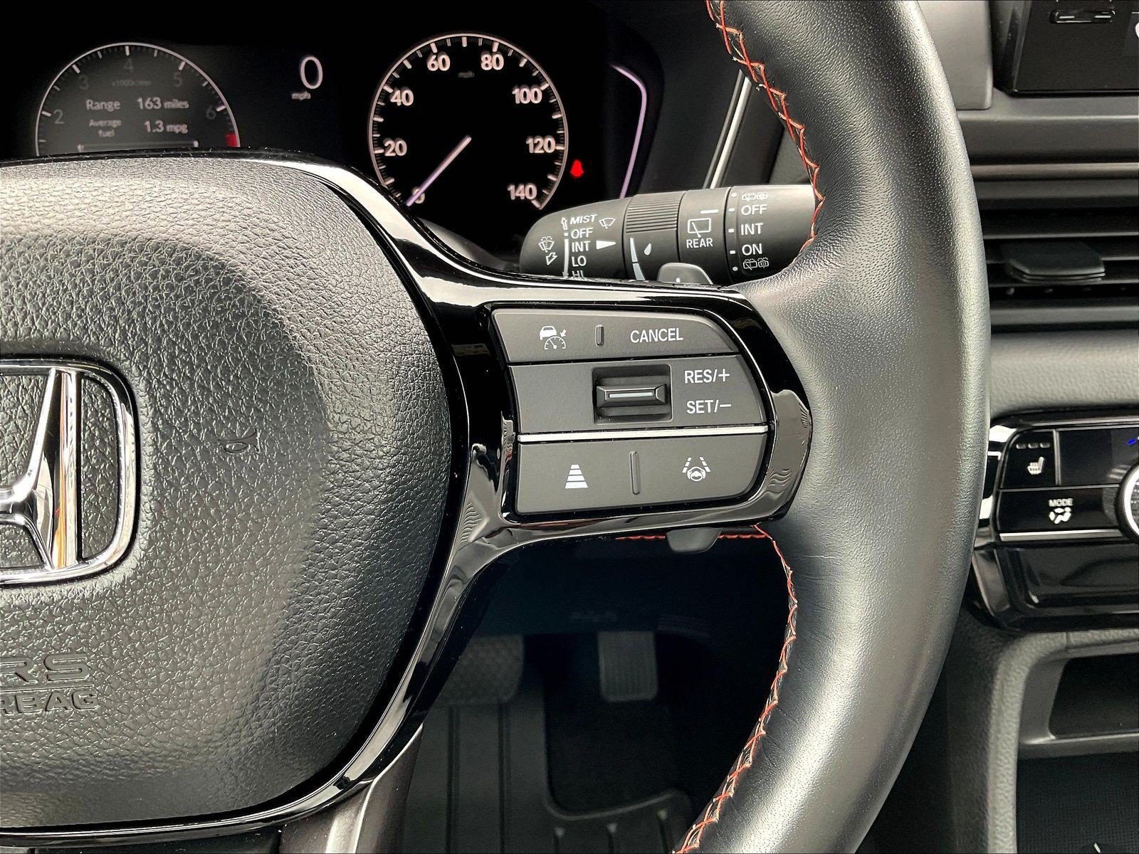 Certified 2024 Honda Pilot TrailSport image 34