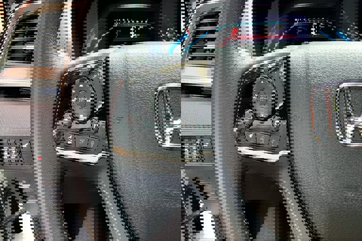 Used 2023 Honda Odyssey Elite image 22