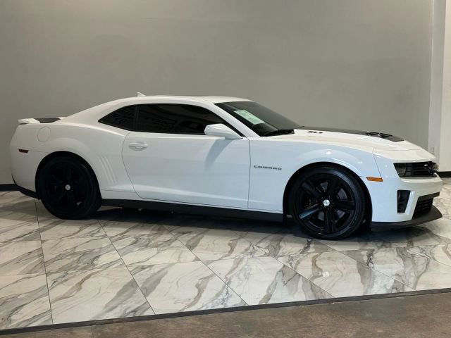 Used 2013 Chevrolet Camaro ZL1 w/ Gray Stripe Package image 6