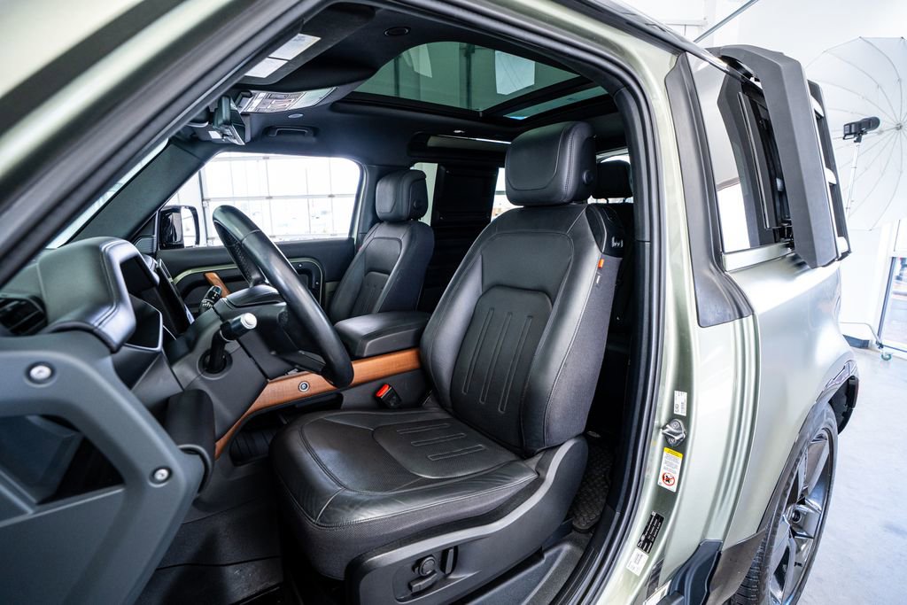 Used 2022 Land Rover Defender 90 X image 36