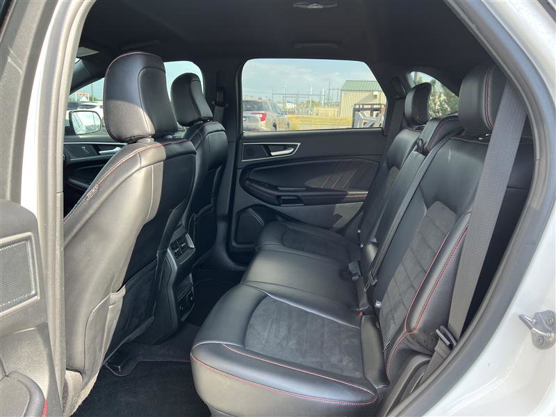 Used 2024 Ford Edge ST-Line image 15