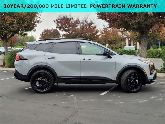 New 2026 Kia Sportage X-Line w/ X-Line Premium Package image 3