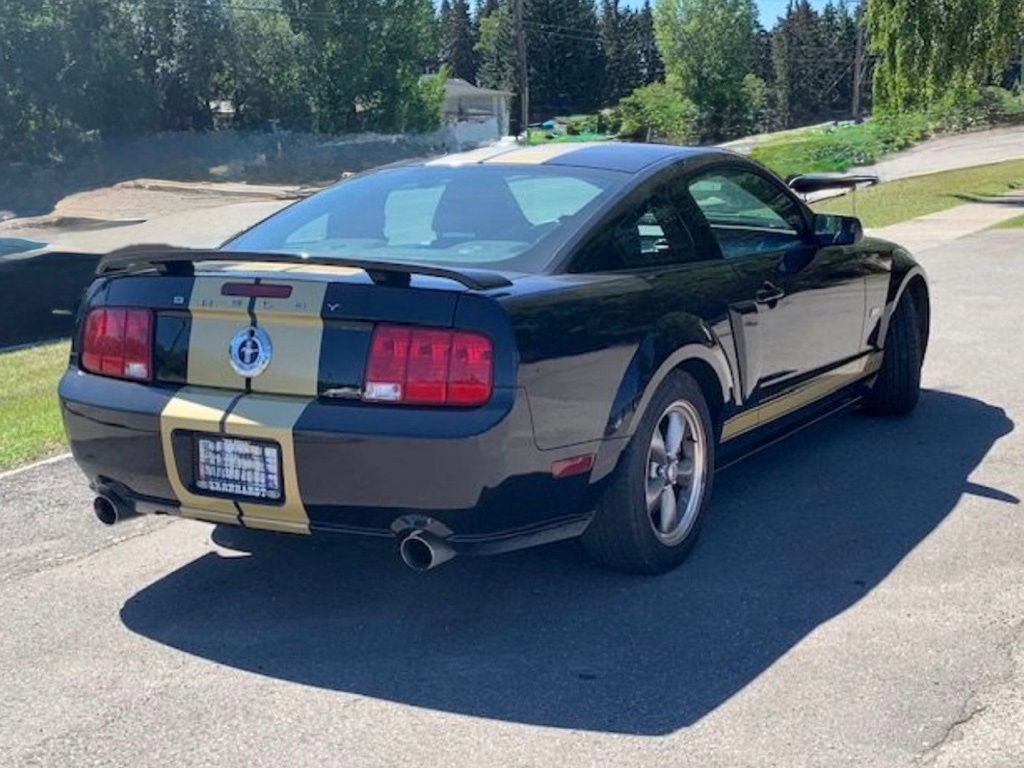 Used 2006 Ford Mustang GT Premium RWD image 3