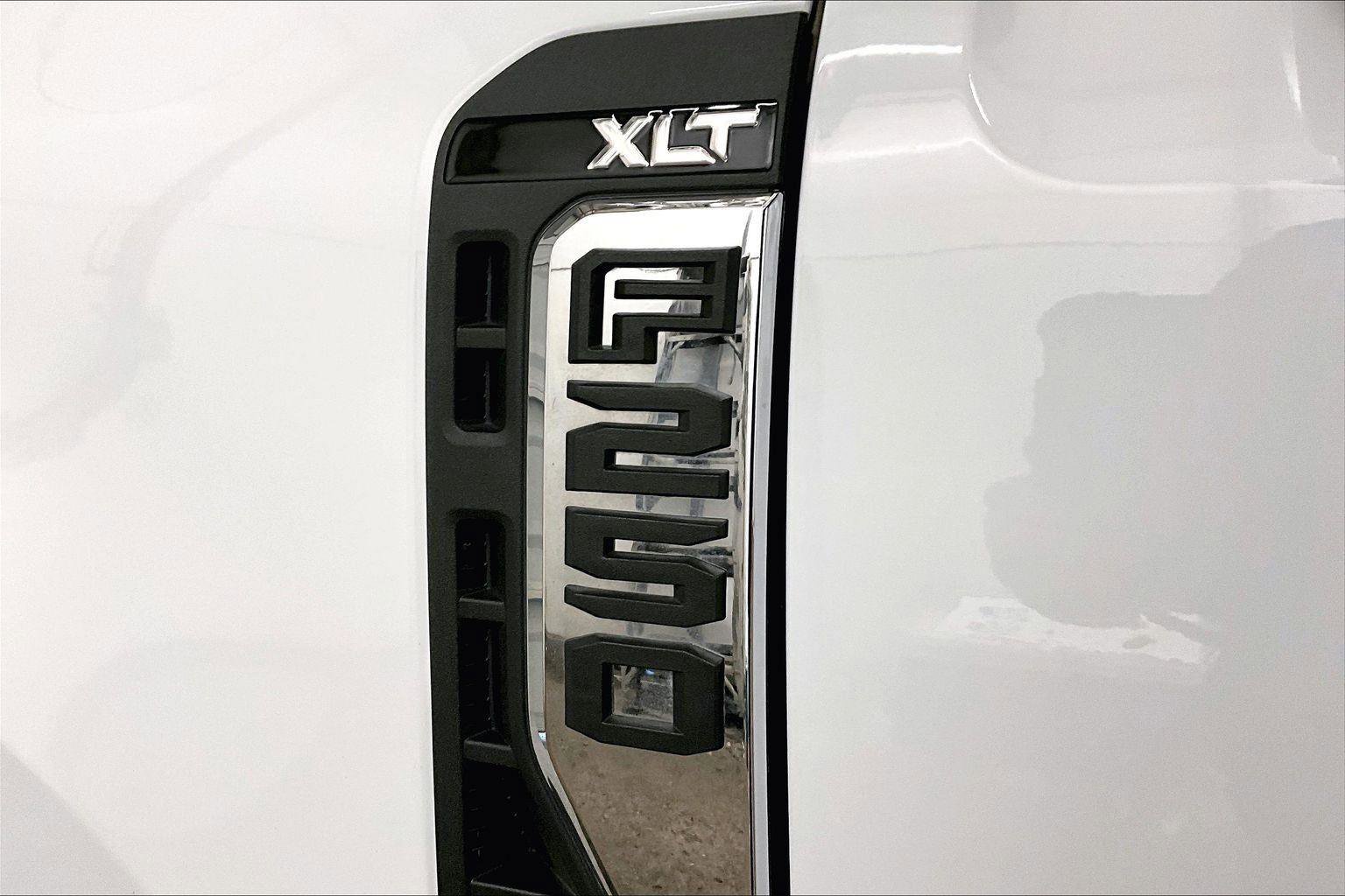 Certified 2024 Ford F250 XLT w/ FX4 Off-Road Package image 13