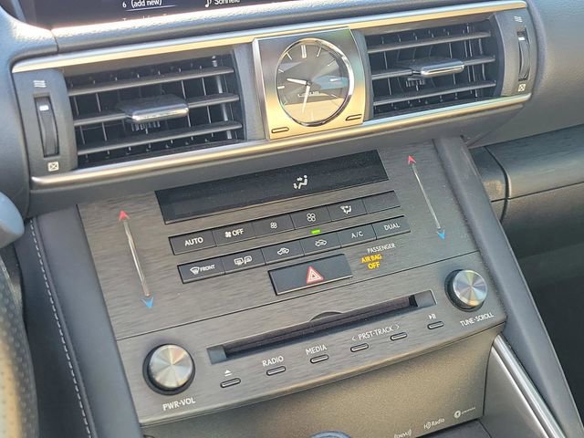 Used 2020 Lexus IS 350 F Sport w/ F Sport Package RWD image 27