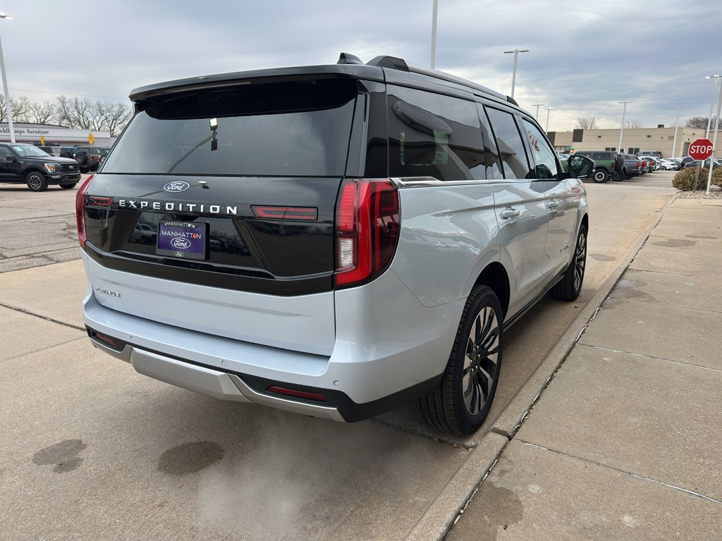 New 2026 Ford Expedition Platinum w/ Driver's Package image 5