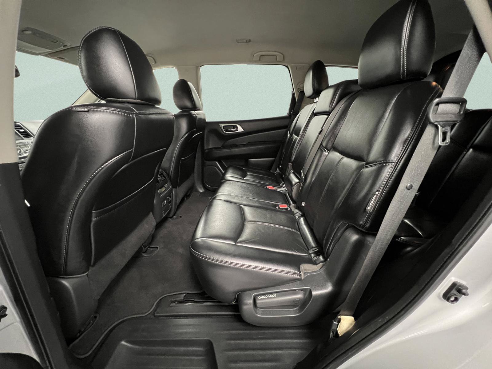 Used 2019 Nissan Pathfinder SL AWD/4WD image 30