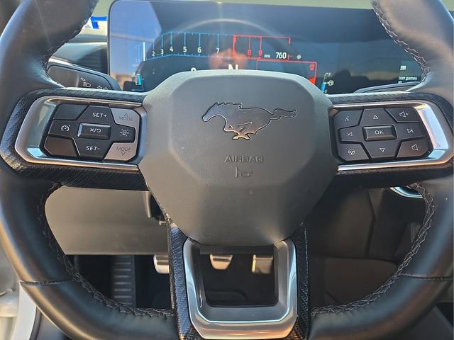 Used 2025 Ford Mustang GT Premium image 31
