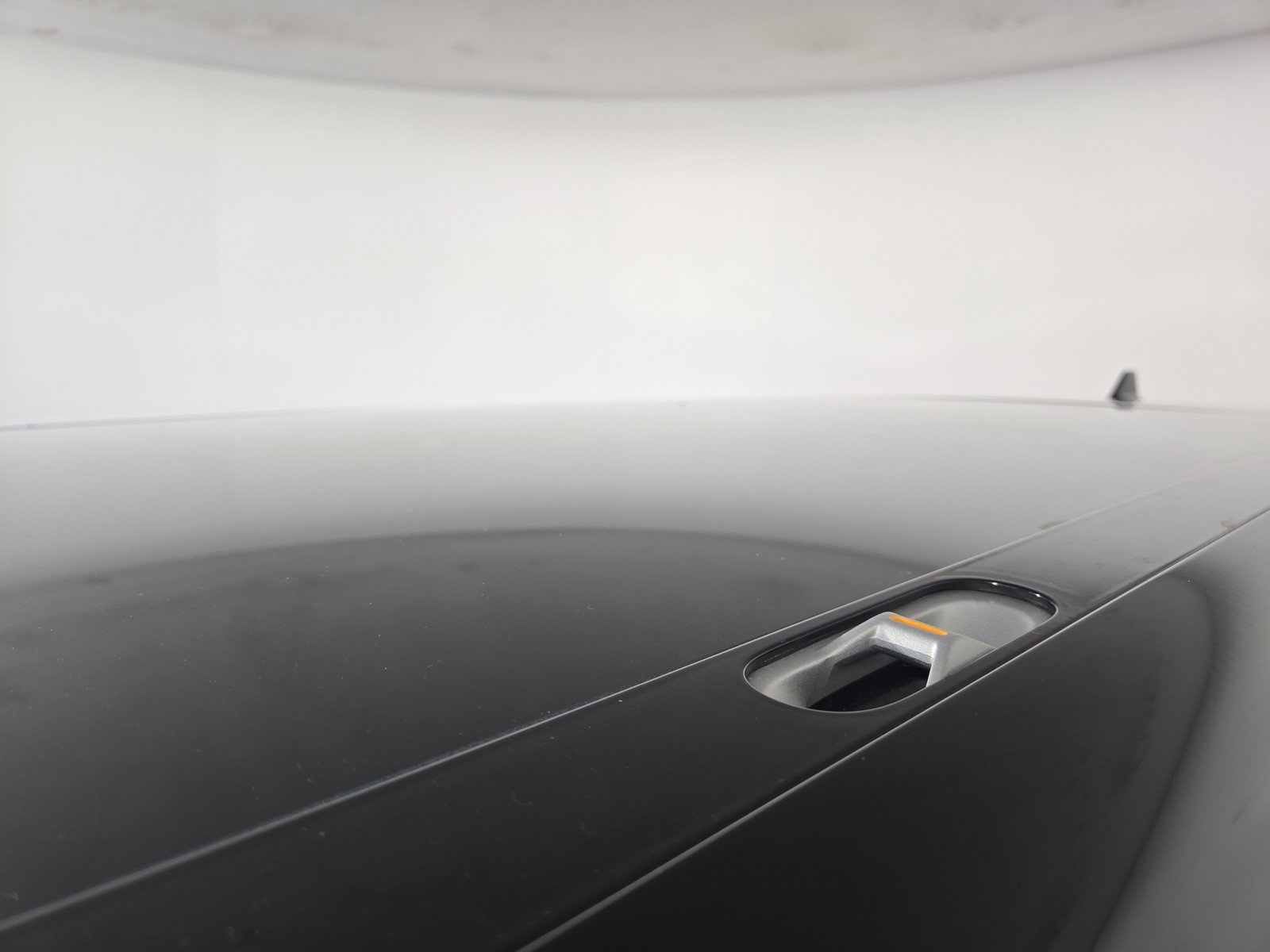Used 2024 Rivian R1S Adventure AWD/4WD image 13