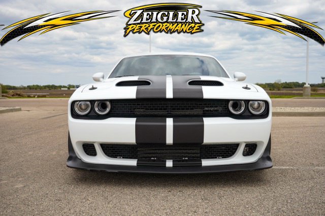 Used 2022 Dodge Challenger SRT Super Stock RWD image 2