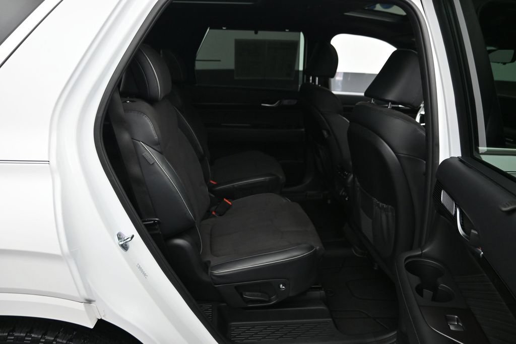 Certified 2025 Hyundai Palisade Calligraphy AWD/4WD image 10