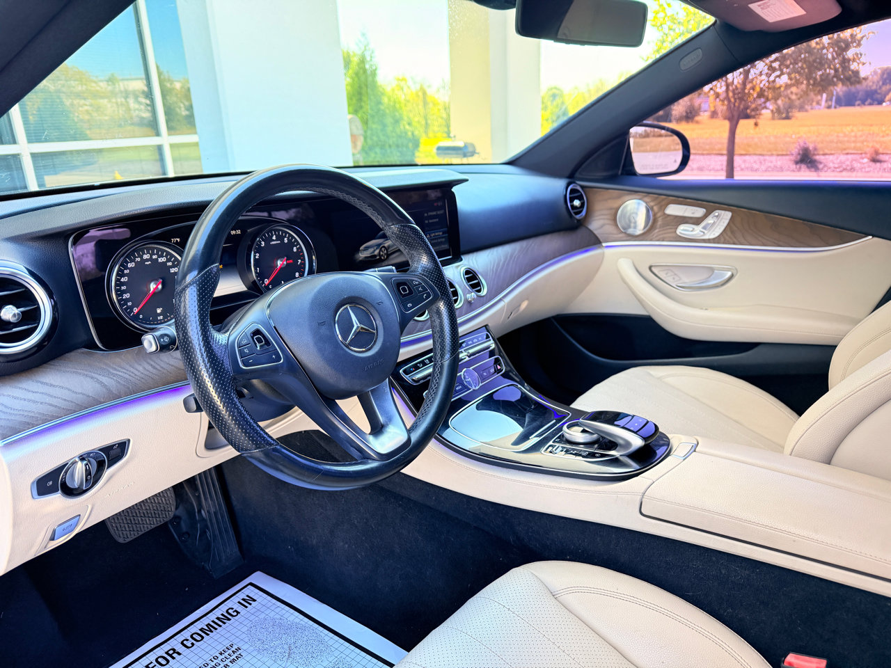 Used 2017 Mercedes-Benz E 300 image 17