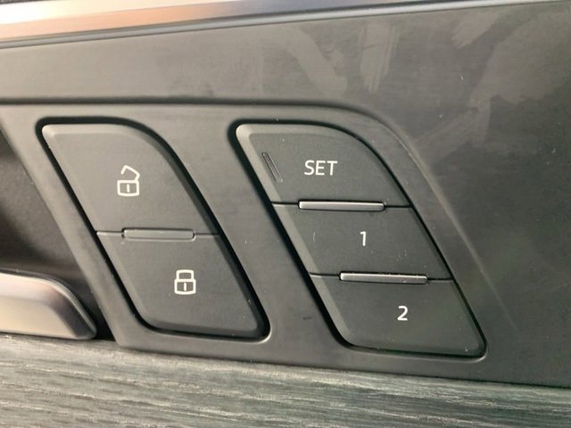 Used 2018 Audi A4 2.0T Premium Plus w/ Premium Plus Package image 18