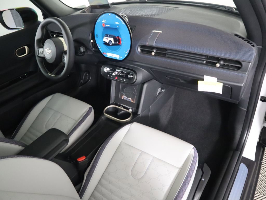 New 2026 MINI Cooper 2-Door Hardtop FWD image 18