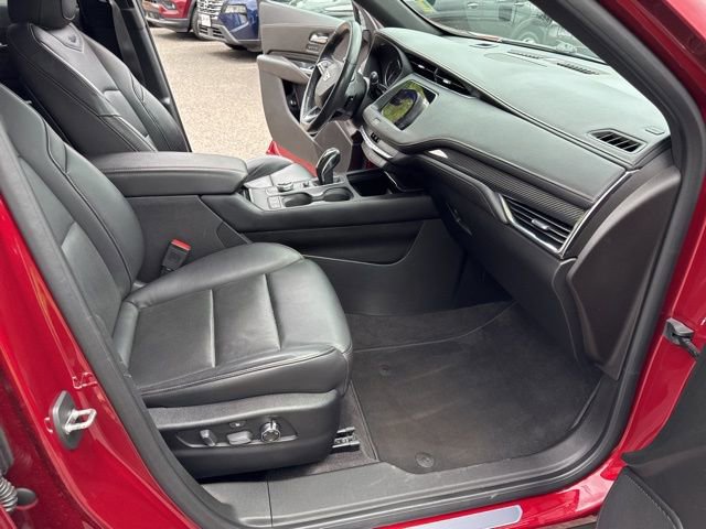 Used 2019 Cadillac XT4 Sport AWD/4WD image 29
