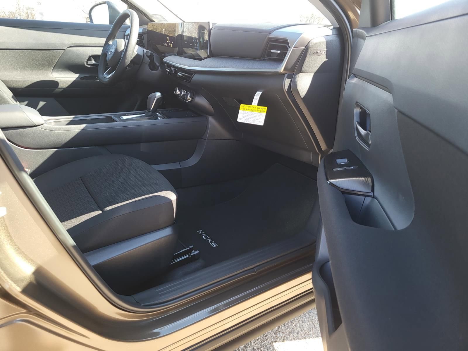 New 2026 Nissan Kicks S image 12