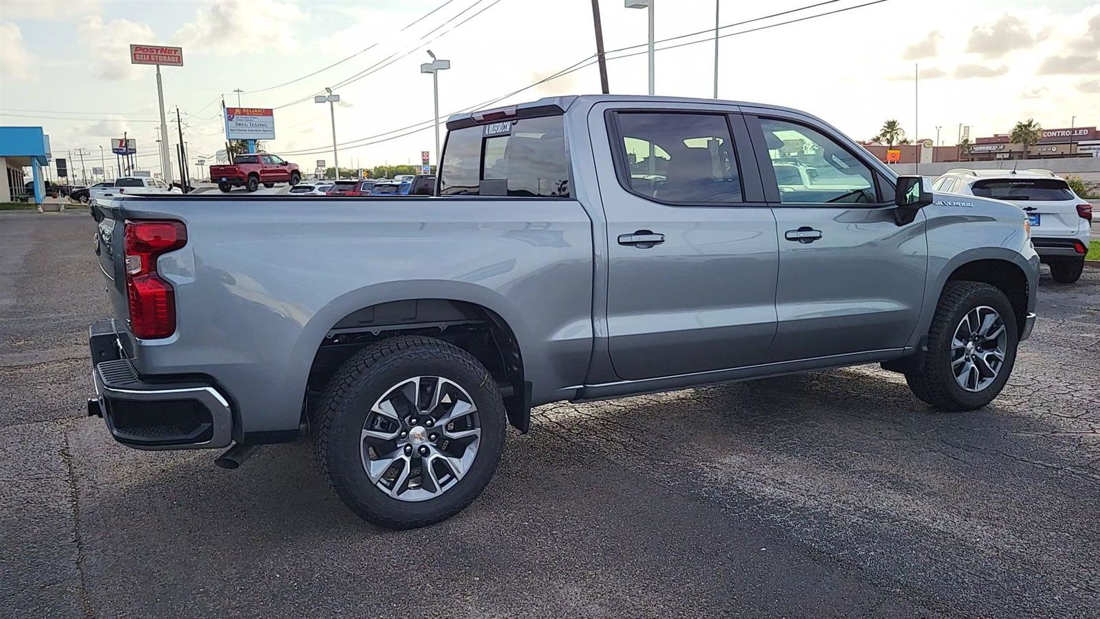 New 2025 Chevrolet Silverado 1500 LT w/ Convenience Package II image 8