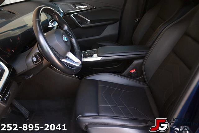 Used 2025 BMW X1 xDrive28i AWD/4WD image 17