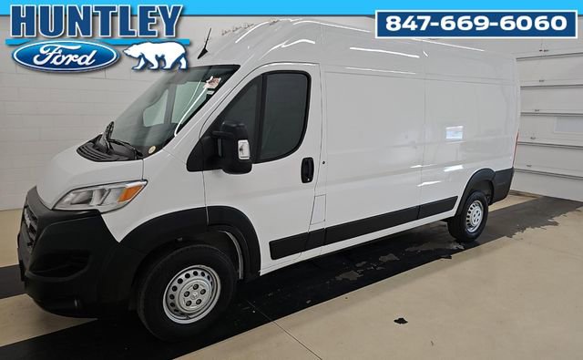 Used 2025 RAM ProMaster 2500 w/ Convenience Group FWD image 1