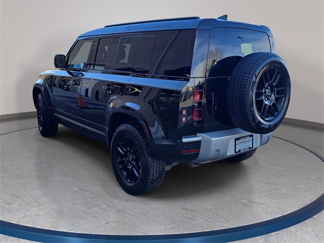 Used 2025 Land Rover Defender 110 S image 8