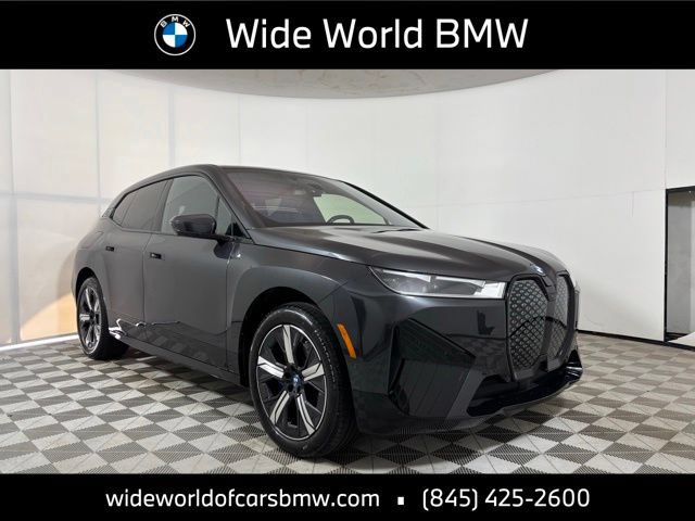 Certified 2024 BMW iX xDrive50 w/ Sport Package AWD/4WD image 1