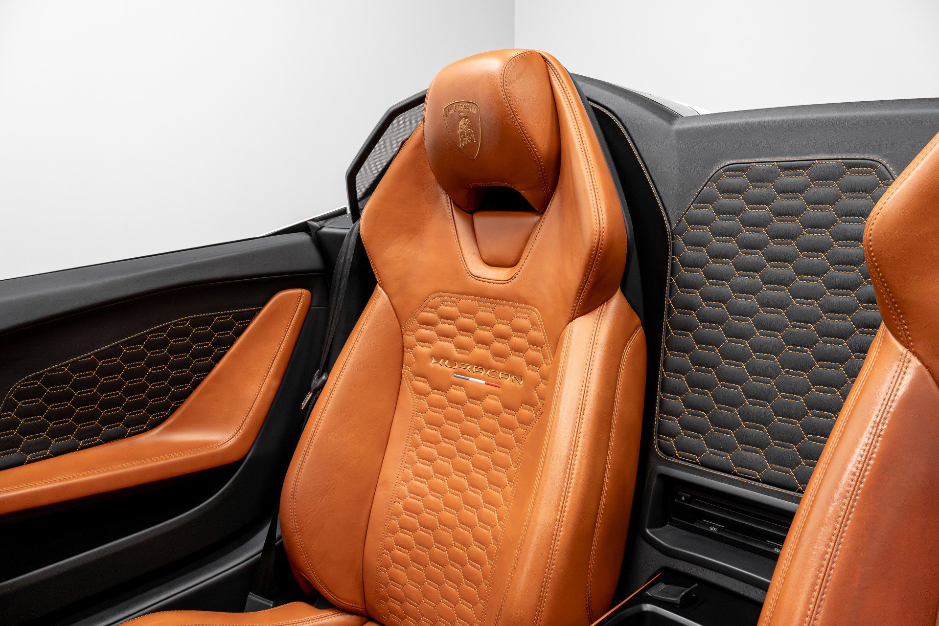 Used 2019 Lamborghini Huracan LP 580-2 image 13