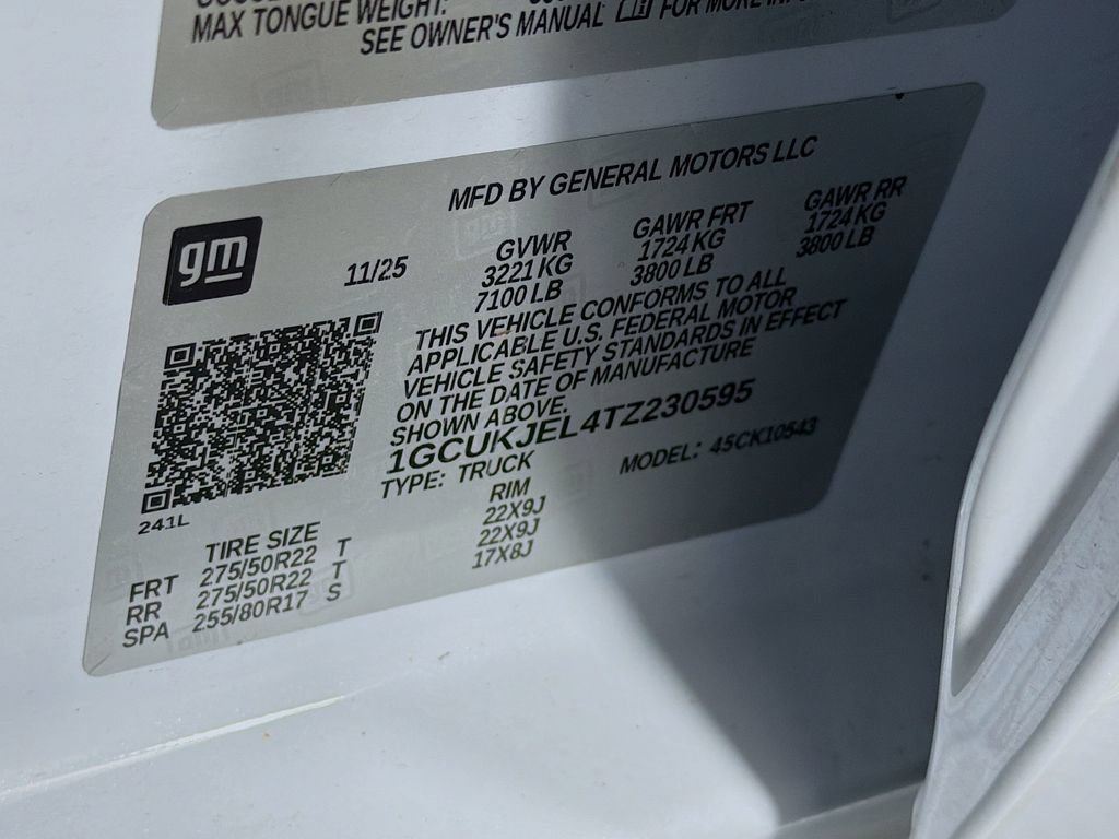 Used 2026 Chevrolet Silverado 1500 High Country AWD/4WD image 34