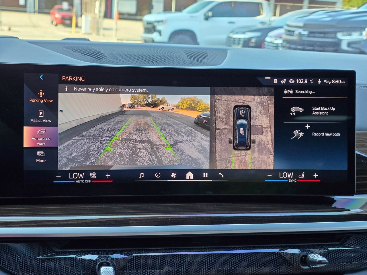 Used 2024 BMW X7 xDrive40i w/ Executive Package AWD/4WD image 22