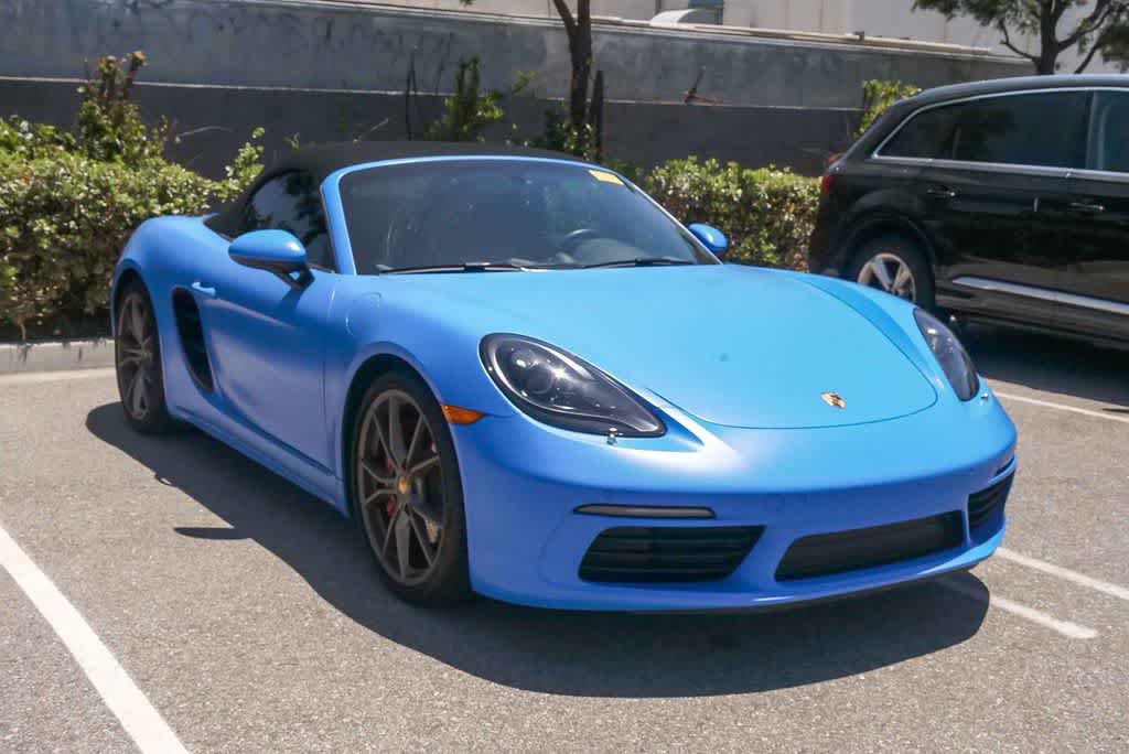 Used 2024 Porsche 718 Boxster S RWD image 3