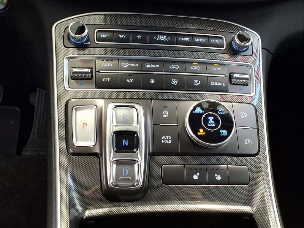 Used 2023 Hyundai Santa Fe SEL image 10