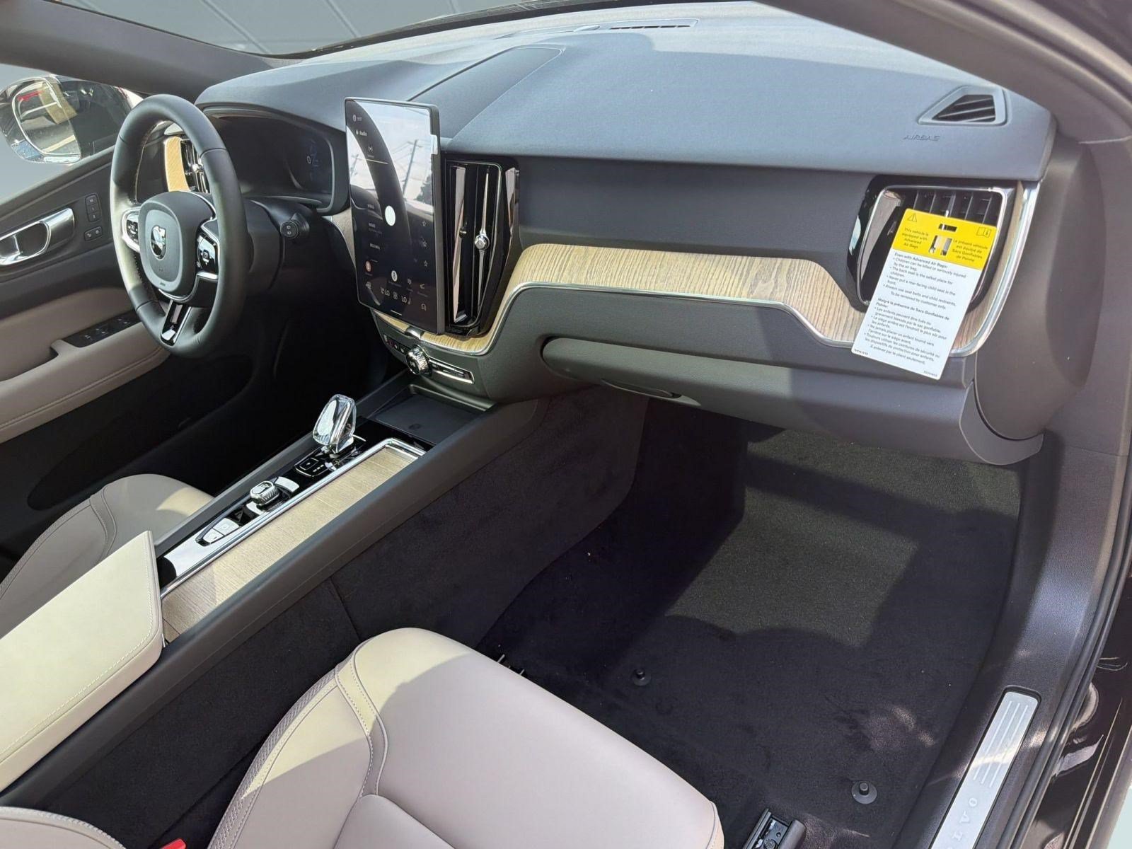 New 2026 Volvo XC60 T8 Plus w/ Protection Package Premier AWD/4WD image 31