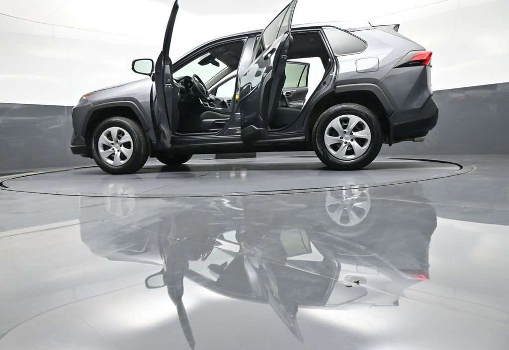 Certified 2022 Toyota RAV4 LE image 48