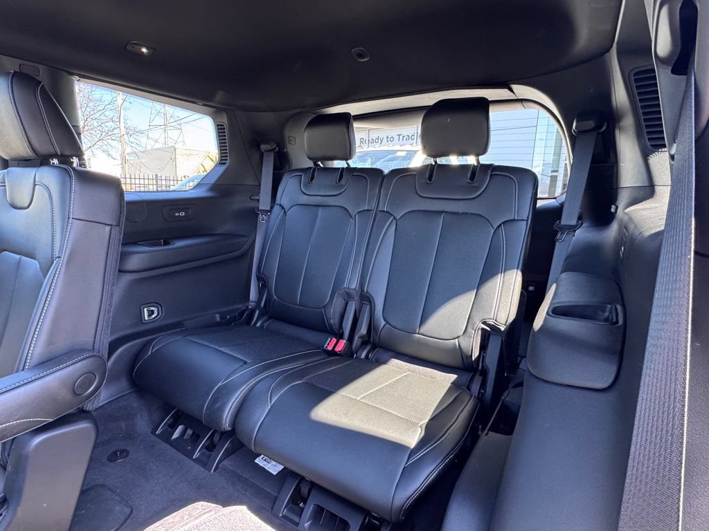 Used 2025 Jeep Grand Cherokee L Limited w/ Luxury Tech Group II AWD/4WD image 17