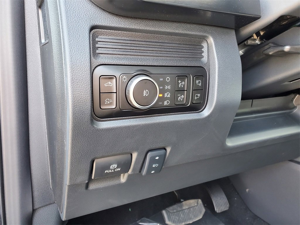 New 2026 Ford F350 Lariat image 10
