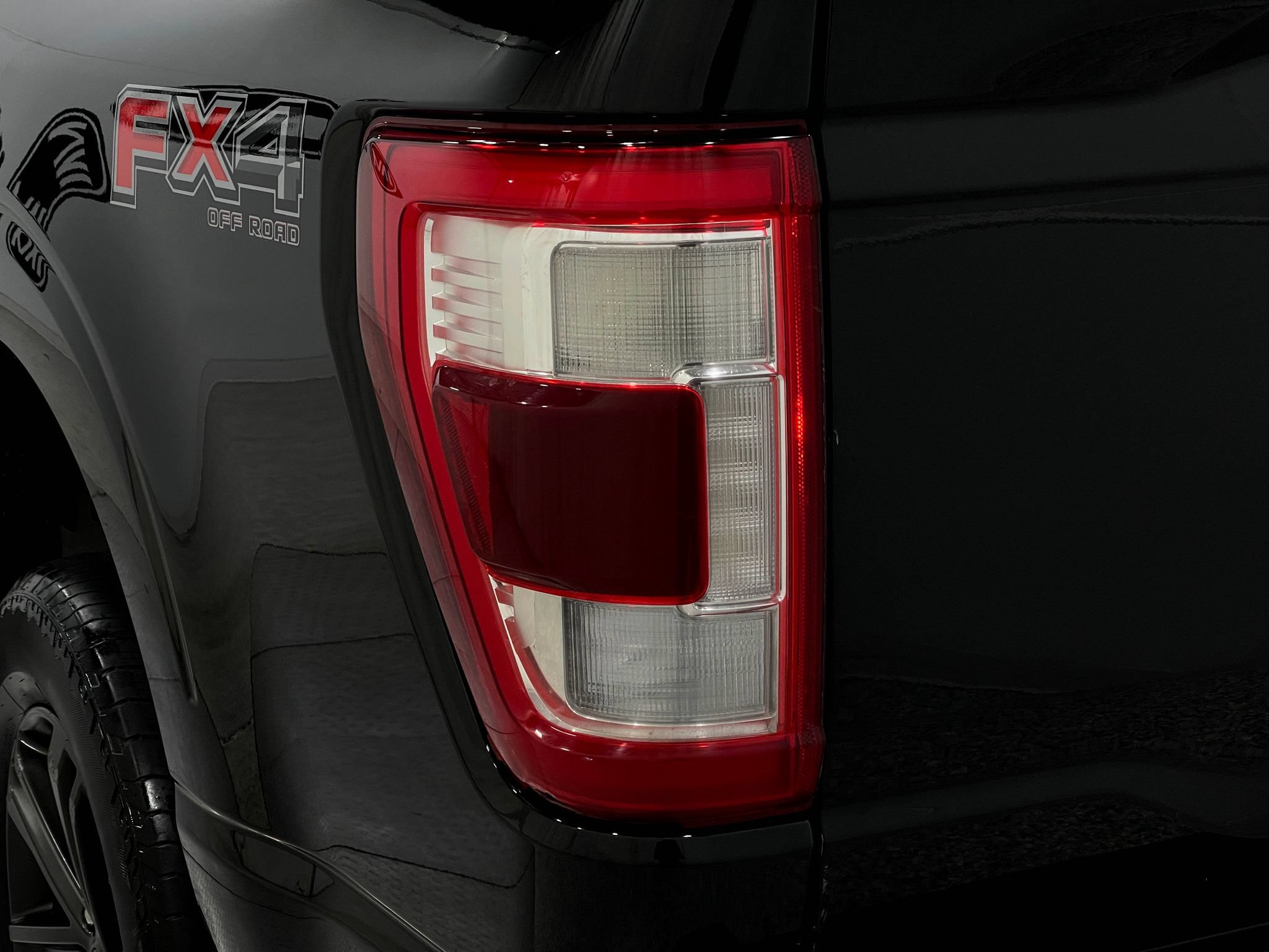Used 2021 Ford F150 Lariat w/ Equipment Group 502A High AWD/4WD image 33