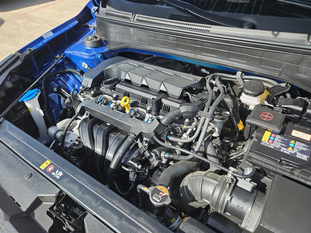 Used 2025 Hyundai Venue SEL image 23