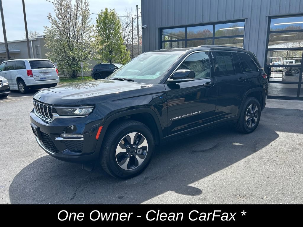 Used 2023 Jeep Grand Cherokee 4WD 4xe w/ Luxury Tech Group II image 8