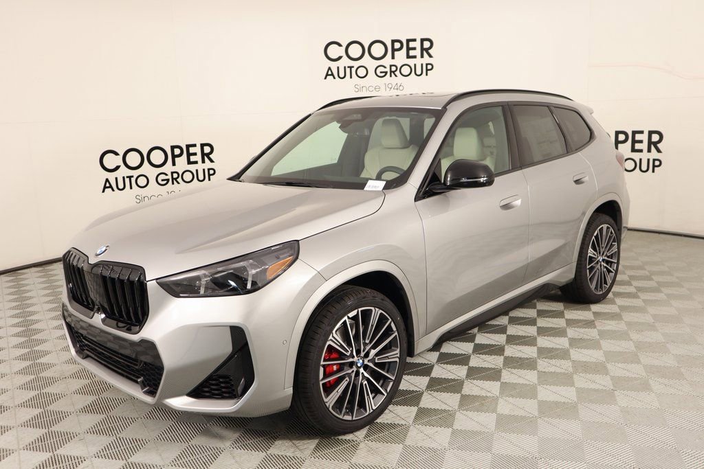 New 2025 BMW X1 xDrive28i w/ Technology Package AWD/4WD image 11