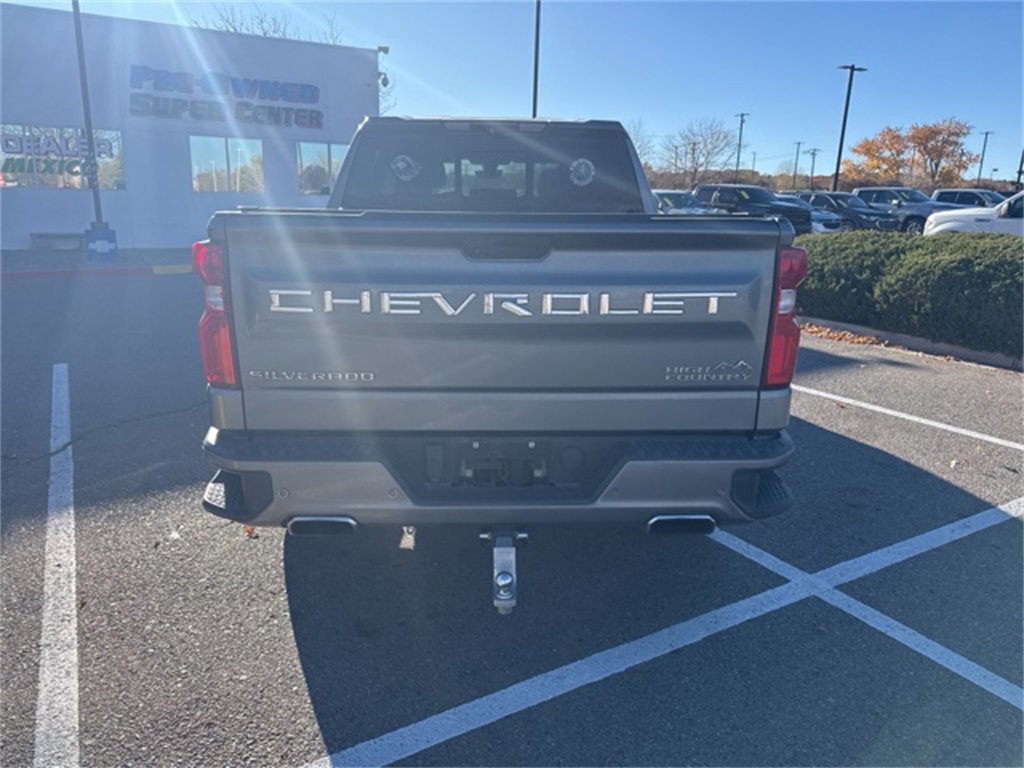 Certified 2021 Chevrolet Silverado 1500 High Country w/ Technology Package image 4