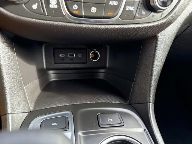 Used 2022 Chevrolet Equinox LT image 30