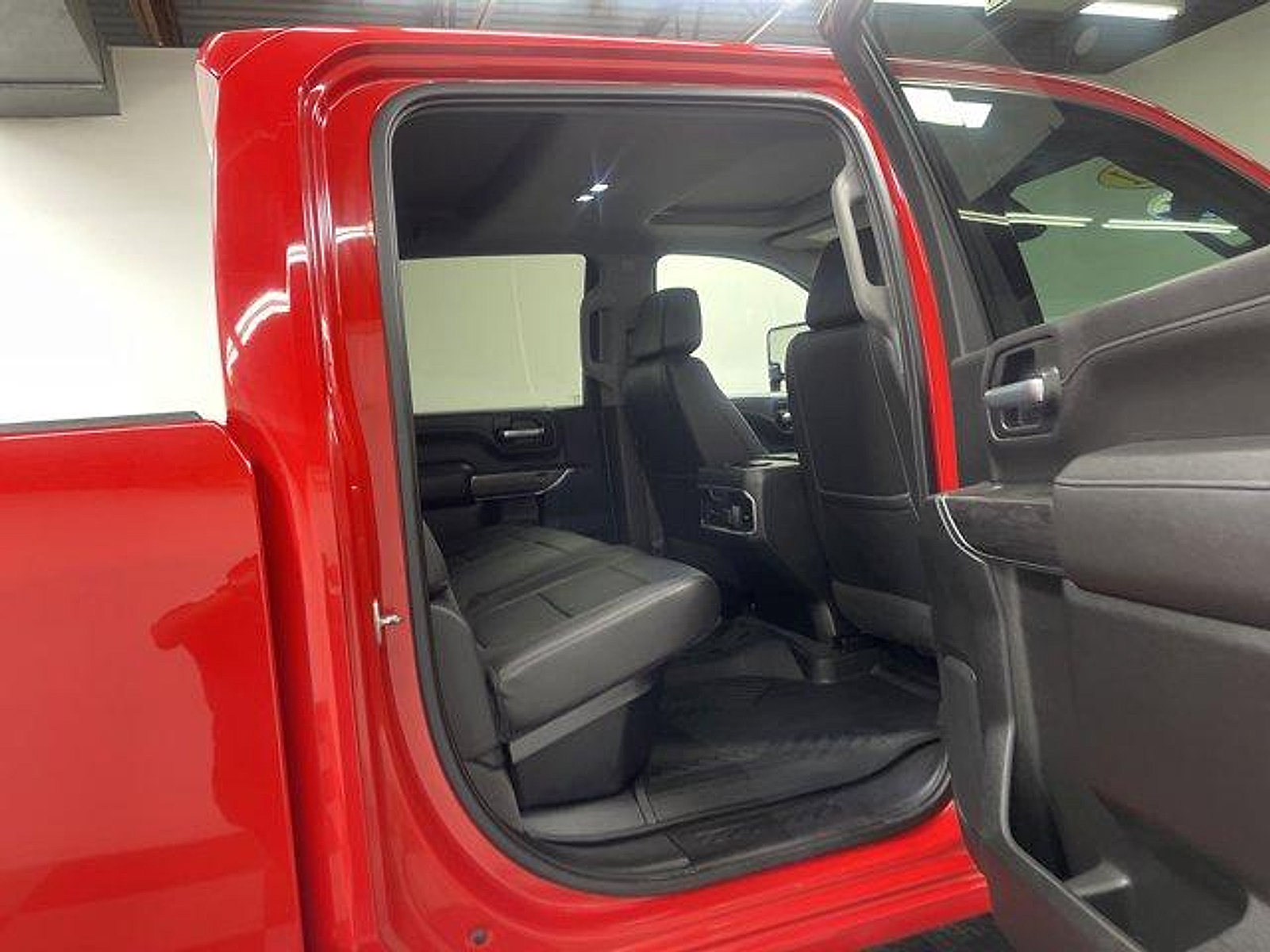 Used 2021 Chevrolet Silverado 2500 LTZ w/ LTZ Premium Package AWD/4WD image 14