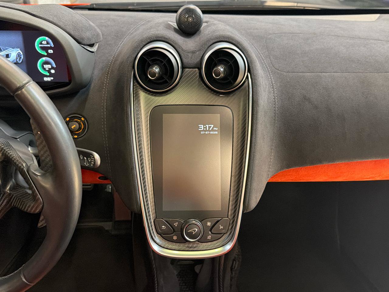 Used 2020 McLaren 600LT Spider RWD image 21