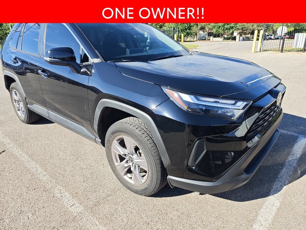 Used 2024 Toyota RAV4 XLE w/ Convenience Package AWD/4WD image 3